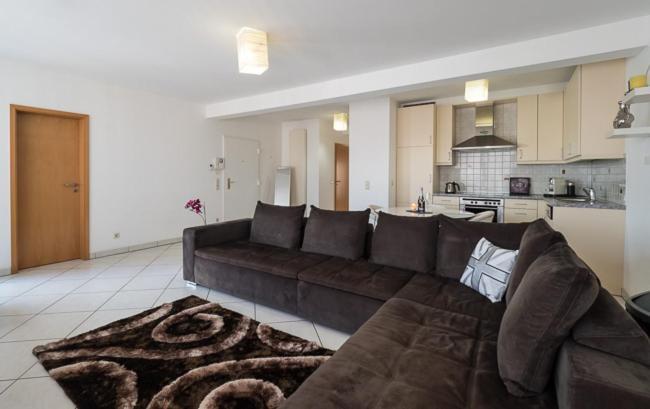 Luxury Penthouse Apartment With 3 Balconies -2 Bedrooms -Petrus View & Parking Luxembourg Extérieur photo
