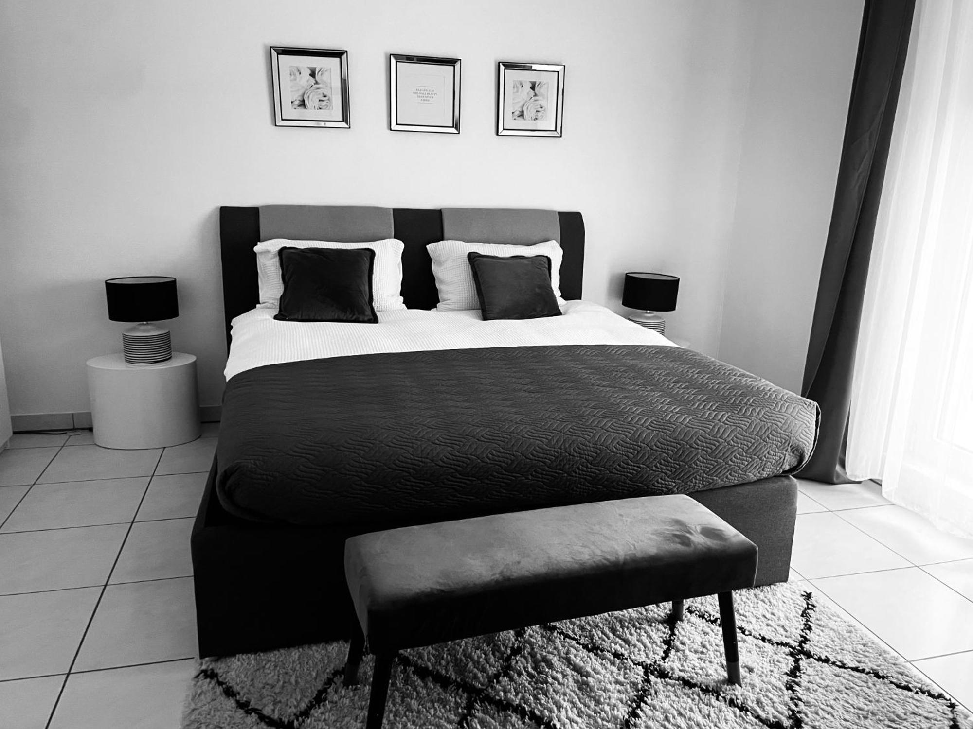 Luxury Penthouse Apartment With 3 Balconies -2 Bedrooms -Petrus View & Parking Luxembourg Extérieur photo